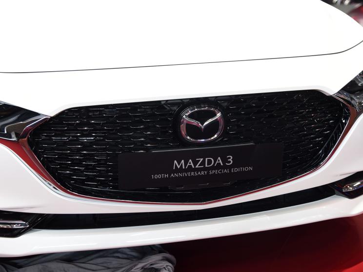 Mazda 3 100th Anniversary Special Edition презентована на Пекінському автосалоні