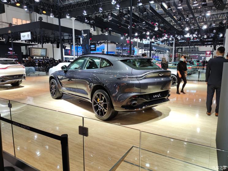 На автошоу в Пекіні представили позашляховик Aston Martin DBX Designer Custom Edition