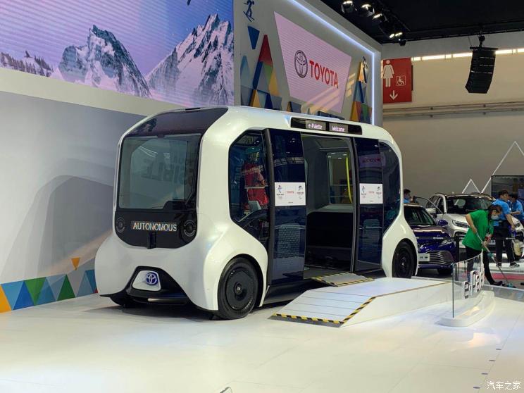 На автосалоні в Китаї офіційно дебютувала Toyota e-Palette