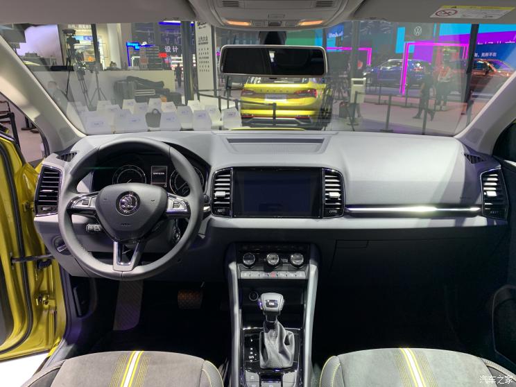 Компактний кросовер Skoda Karoq 2021 модельного року презентовано в Китаї