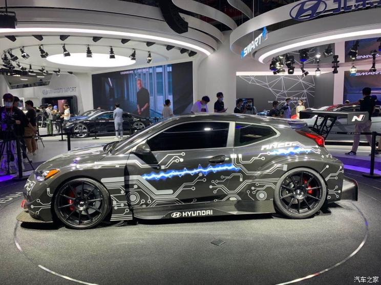 Корейський автовиробник підготував «хардкорних» електрокар RM20е