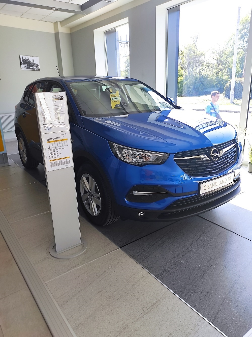 Адіс-Мотор стає представником «блискавки» на морському узбережжі!