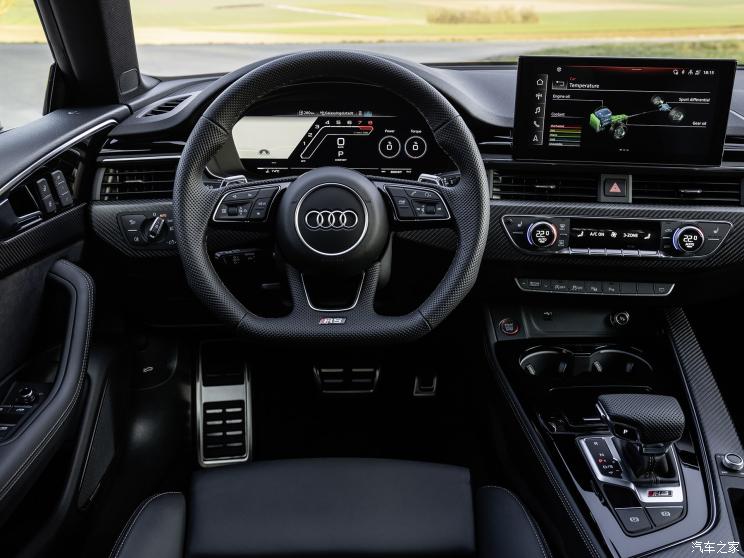 Audi офіційно представила нову модель RS5 Sportback