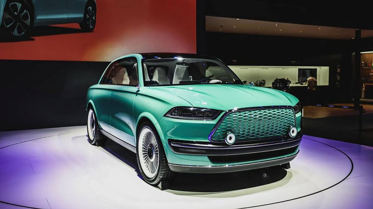 Китайська Octavia і дешеві кросовери: 80 новинок мотор-шоу в Пекіні