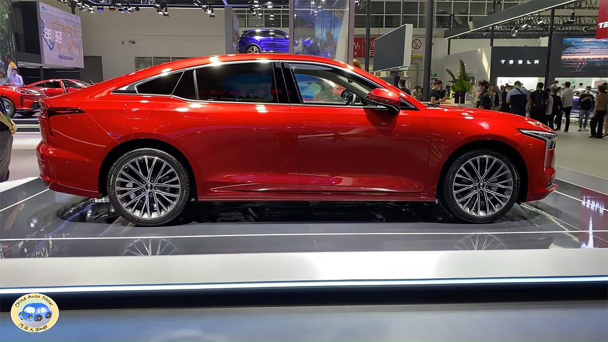 Китайська Octavia і дешеві кросовери: 80 новинок мотор-шоу в Пекіні