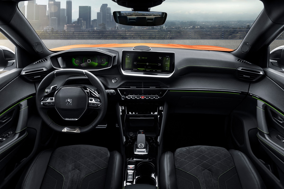 Новий Peugeot 2008 – лідер класу B-SUV в Україні