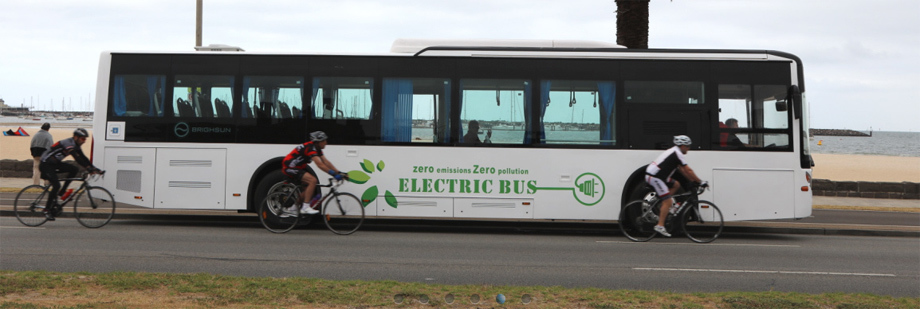Електрокари порівняються в ціні зі звичайними машинами в 2023 році