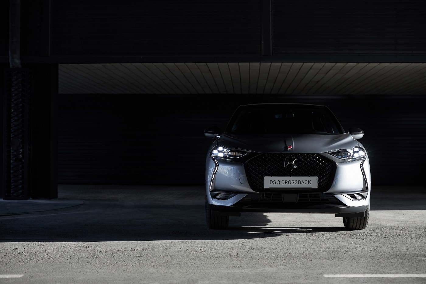 Ікона стилю «Хай-Тек» SUV DS 3 Crossback претендує на престижний титул «Автомобіль року в Україні 2021»