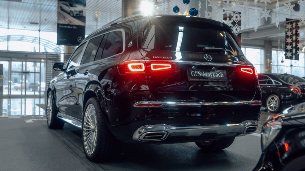 Майбах під ялинку