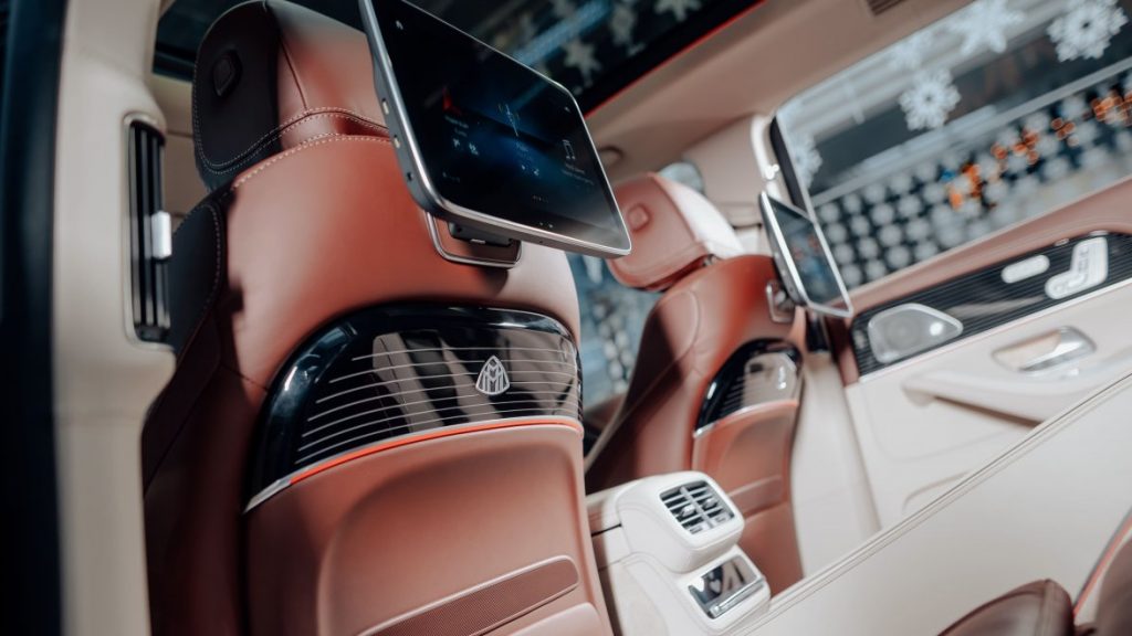 Майбах під ялинку