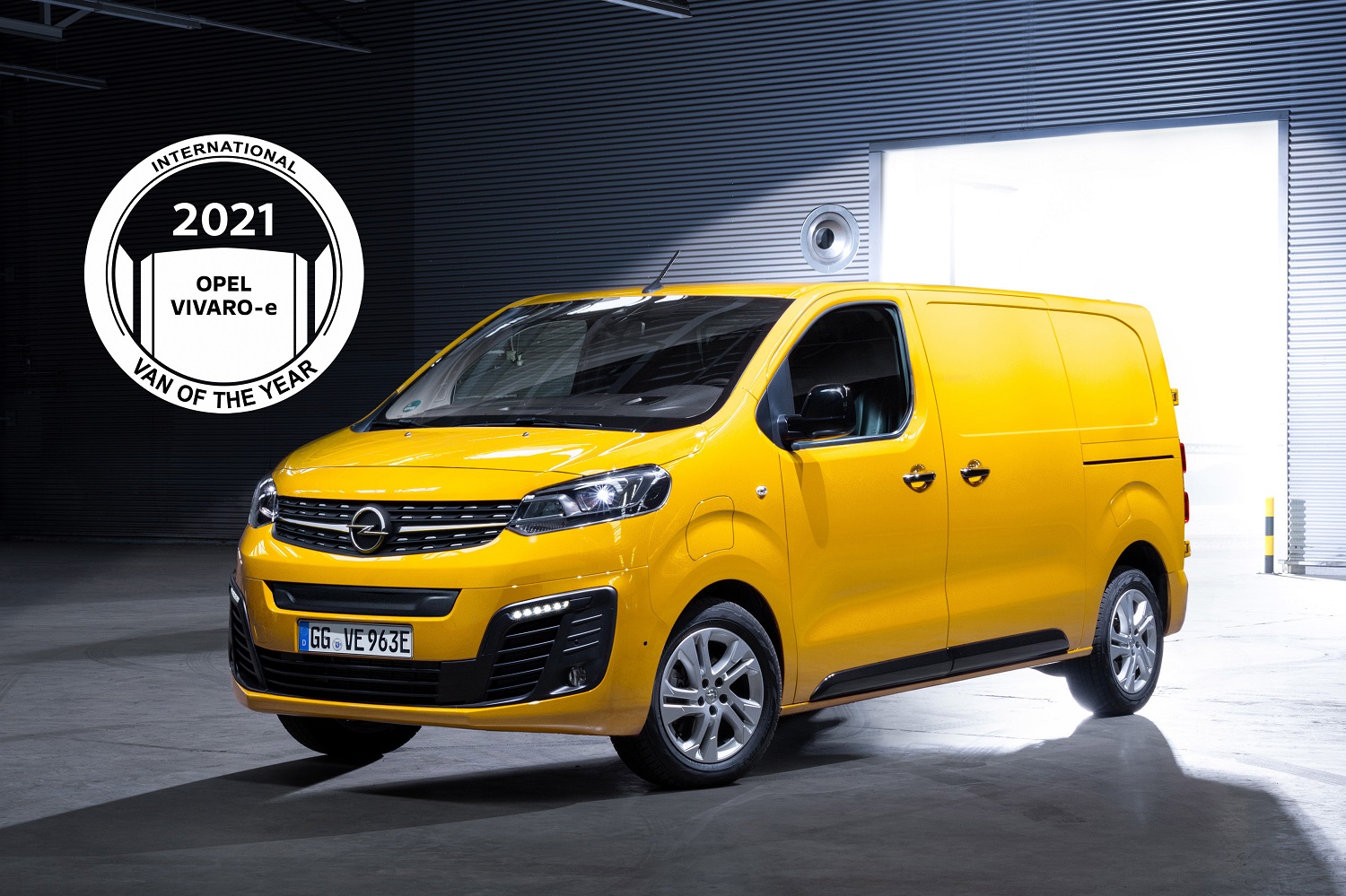Група PSA перемагає в конкурсі «International Van of the Year 2021»