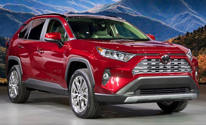 За рік український ринок нових легкових автомобілів скоротився всього на три відсотки