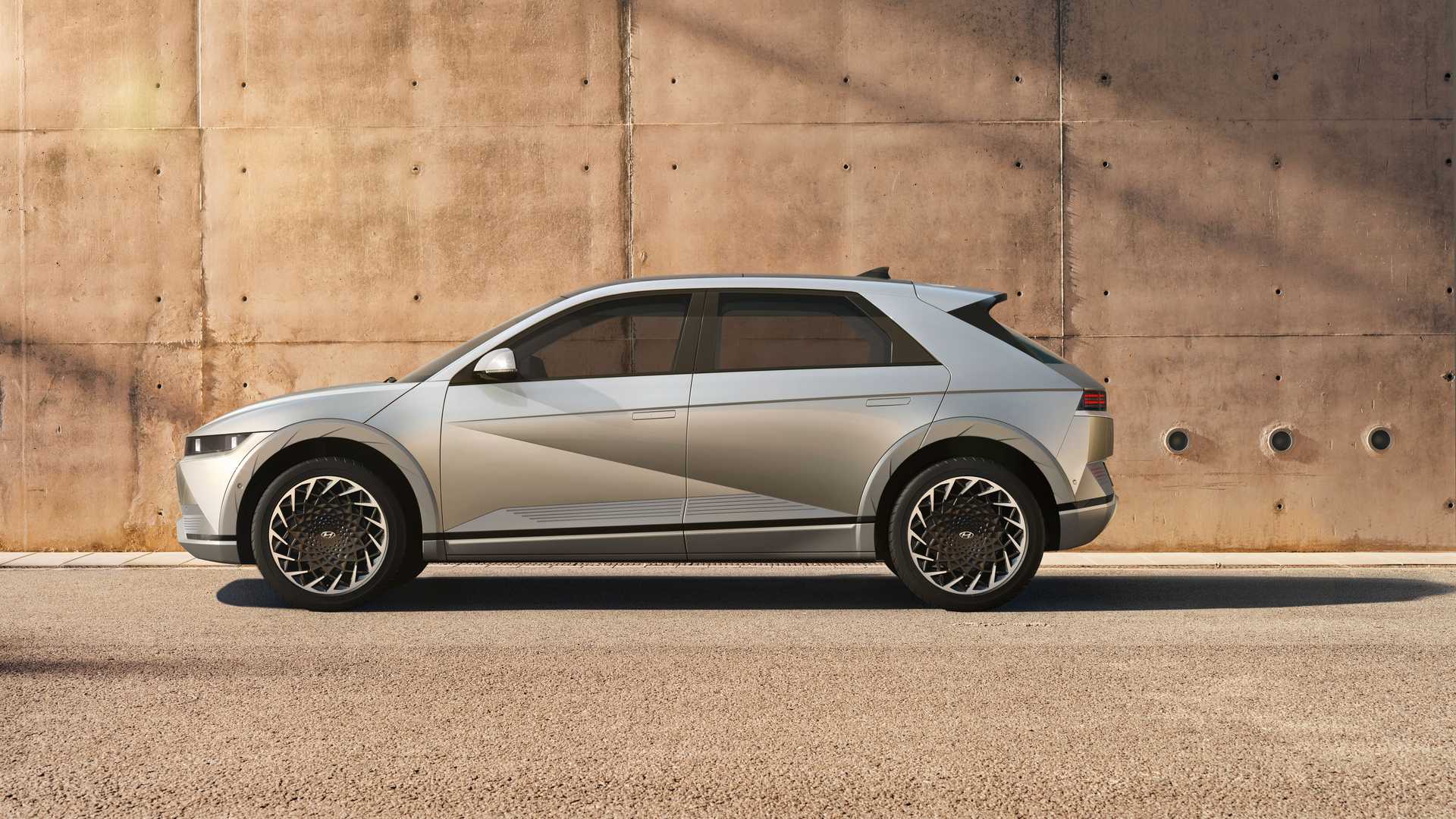 Hyundai представила свій кращий електромобіль