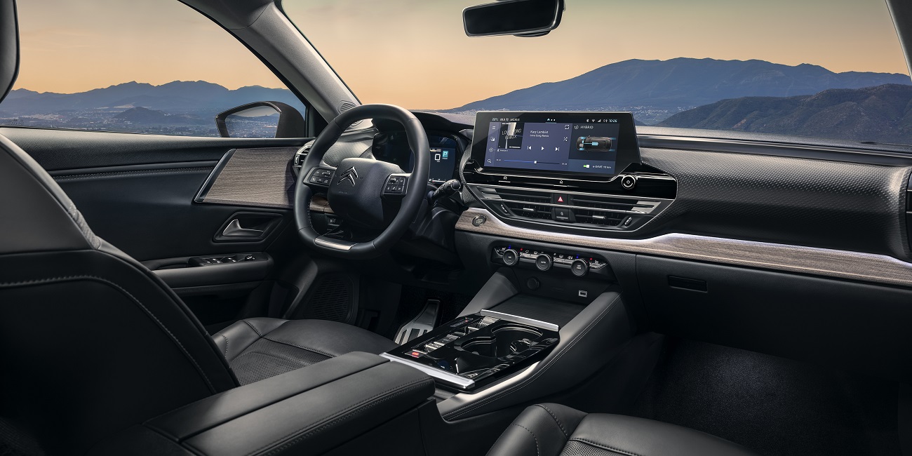 Новинка CITROЁN C5 X пропонує сучасні технології