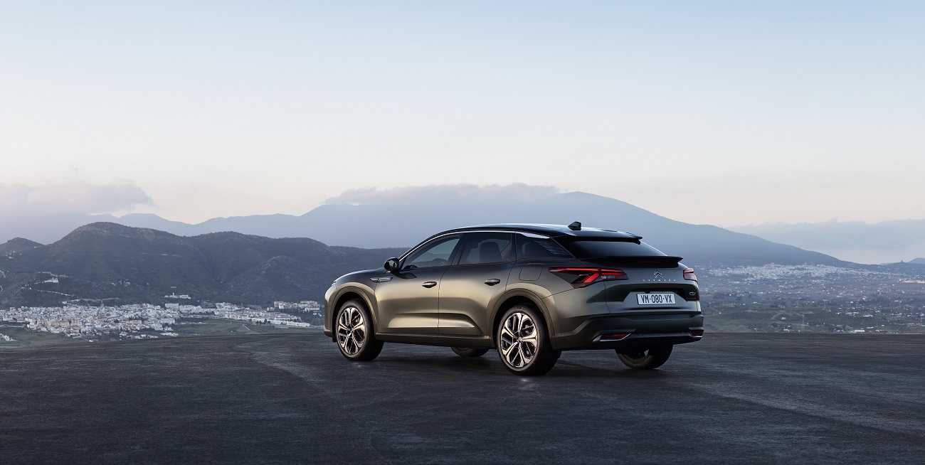 Новинка CITROЁN C5 X пропонує сучасні технології