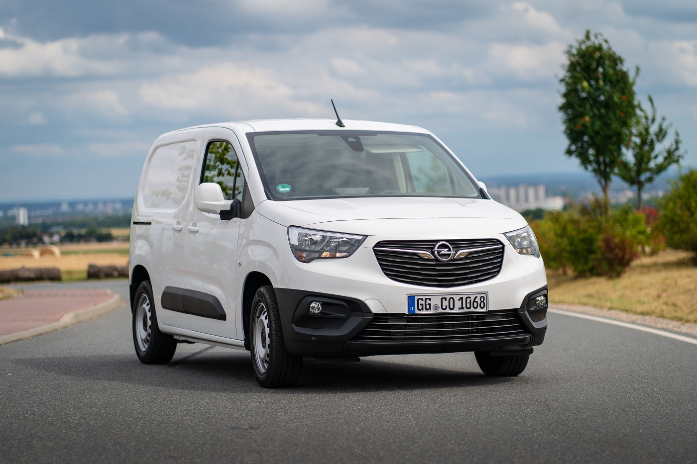 Корпоративний сектор Кременчуга переходить на автомобілі бренду Opel