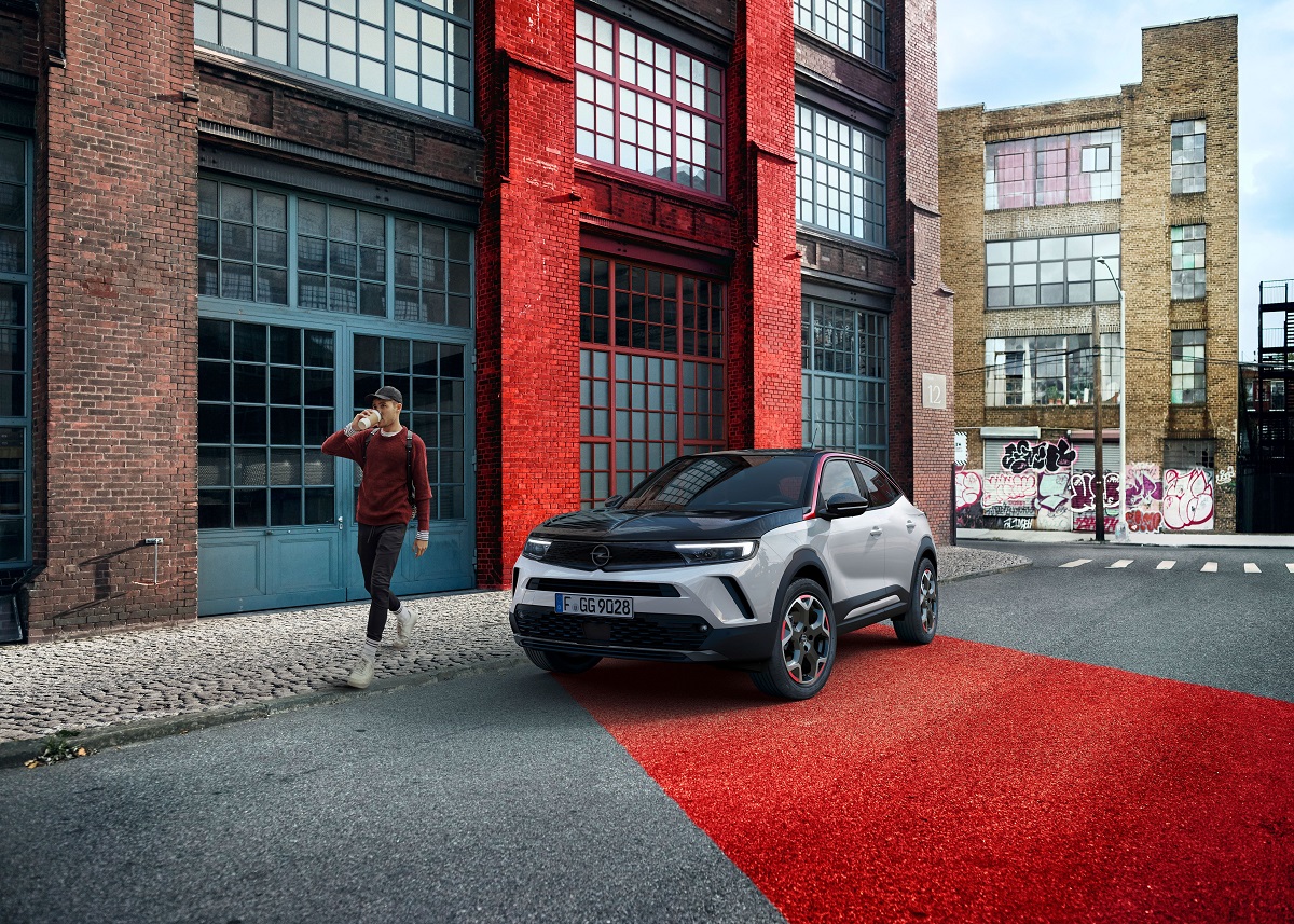 Відкрита завіса таємниці - дізнайтеся комплектації нової Opel Mokka для України