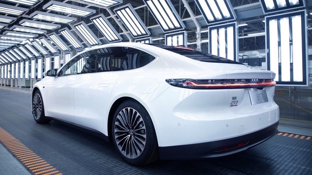 Nio почав виробництво свого першого седана. Він крупніше Tesla