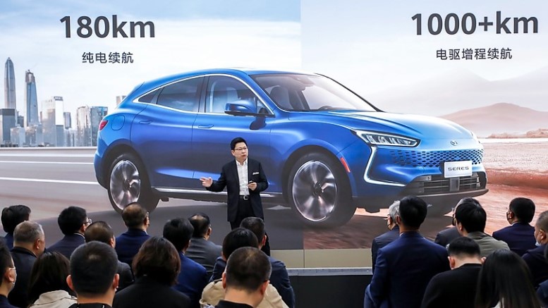 Від телефонів до автомобілів. Як Huawei і інші китайські компанії вриваються в автоіндустрію