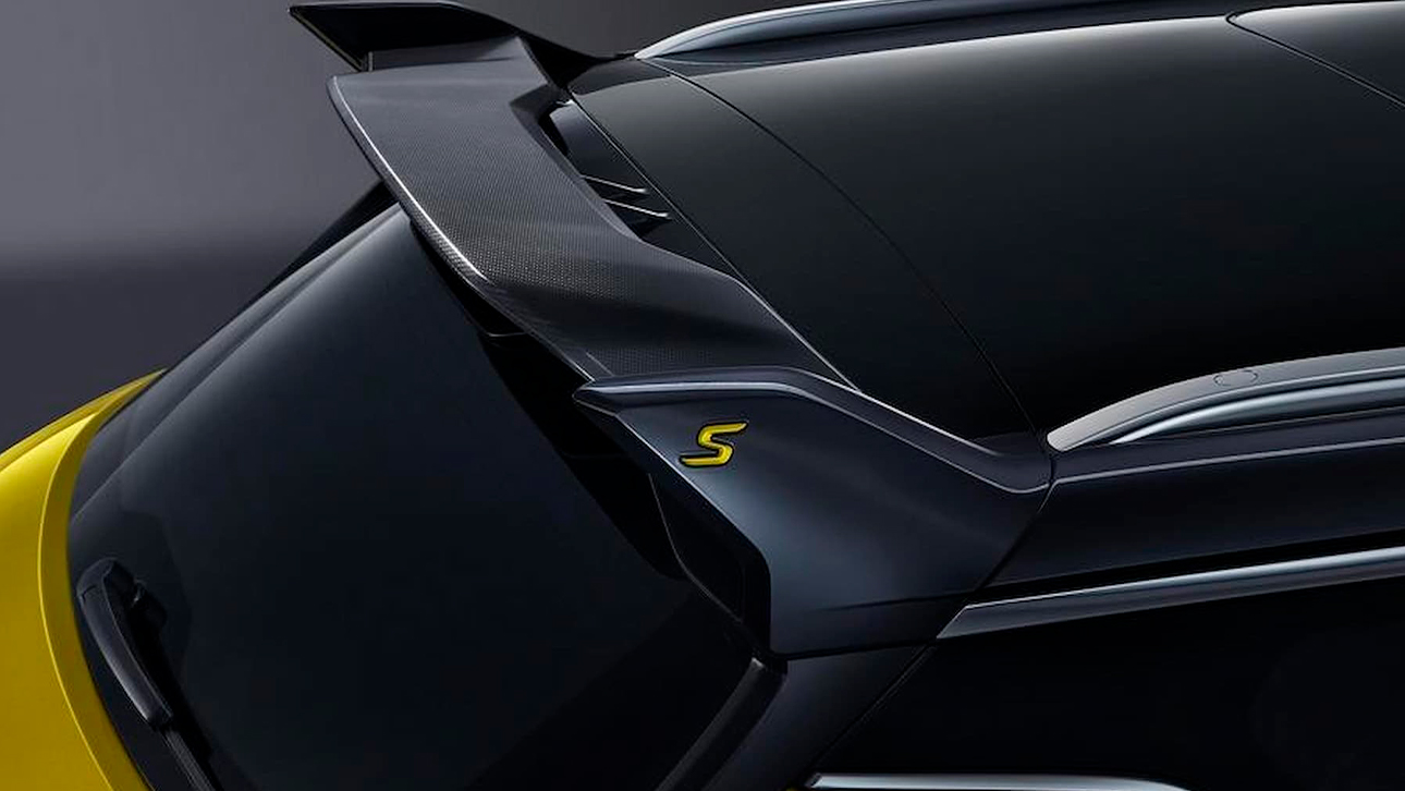 Компанія Geely представила оновлений кросовер Coolray