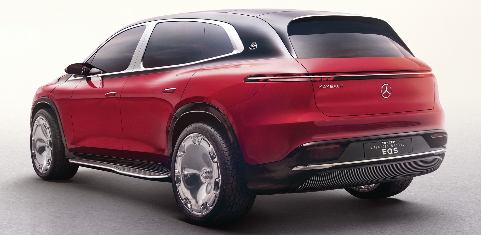 Mercedes-Maybach EQS презентував розкішний електрокроссовер на автошоу IAA Mobility