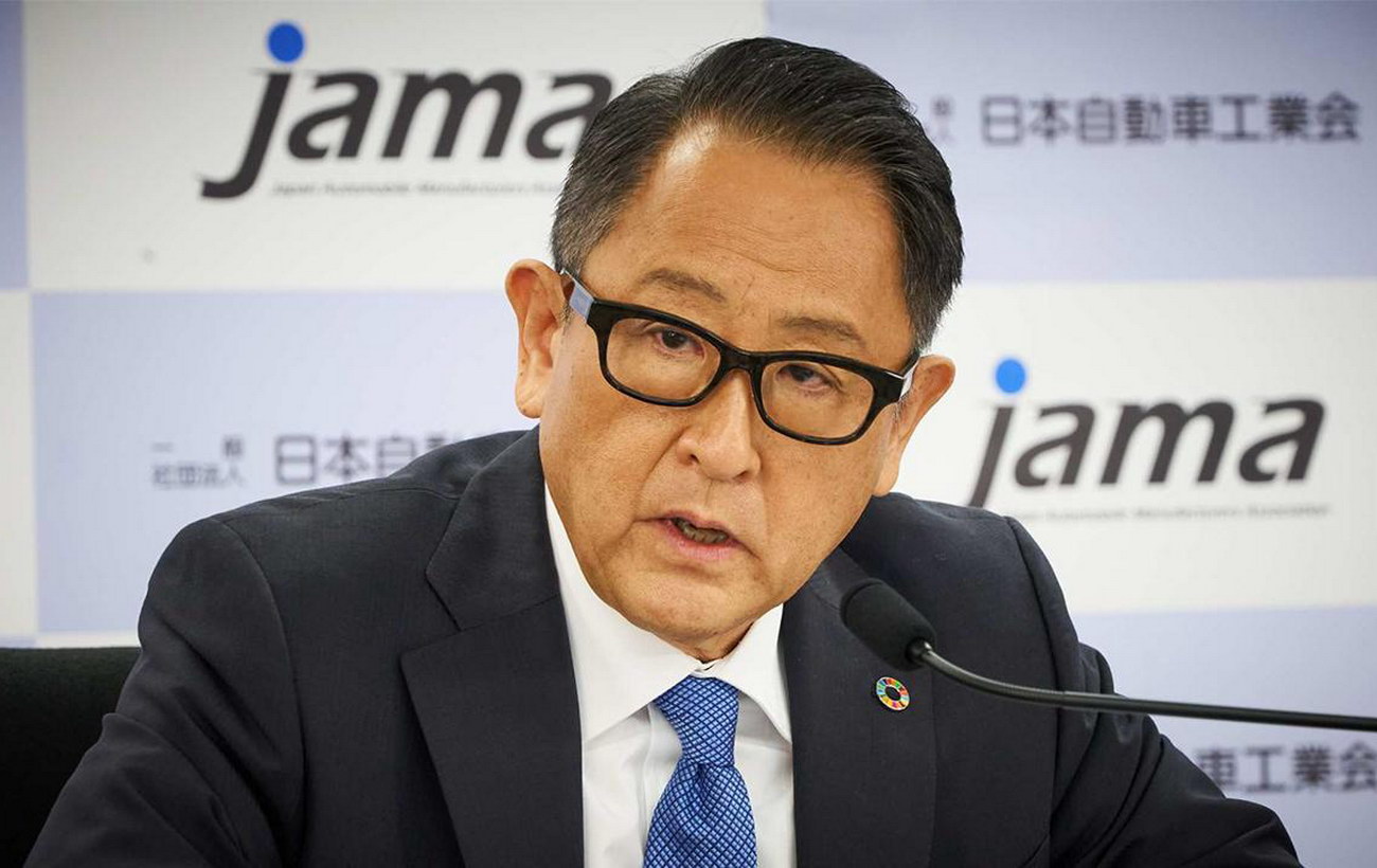 Глава Toyota виступив проти заборони ДВЗ