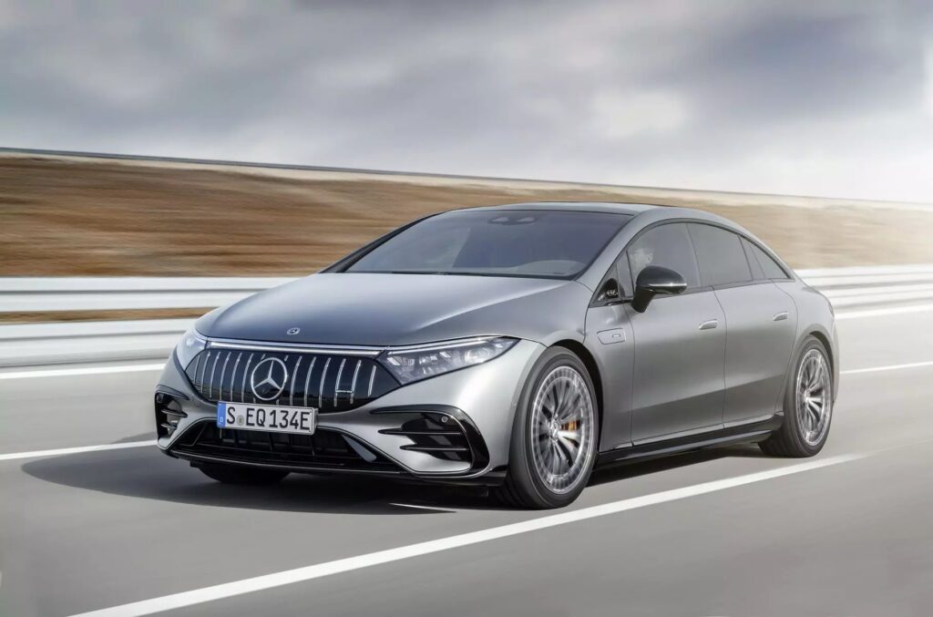 Mercedes-AMG представив свій перший електромобіль