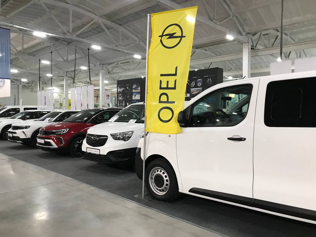 PEUGEOT, CITROЁN, OPEL представили широку лінійку авто на AgroExpo в Кропивницькому