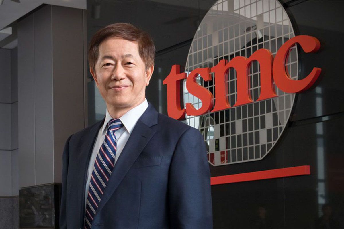 Нові причини дефіциту чіпів, рекорд Tesla і зміна лідера в США