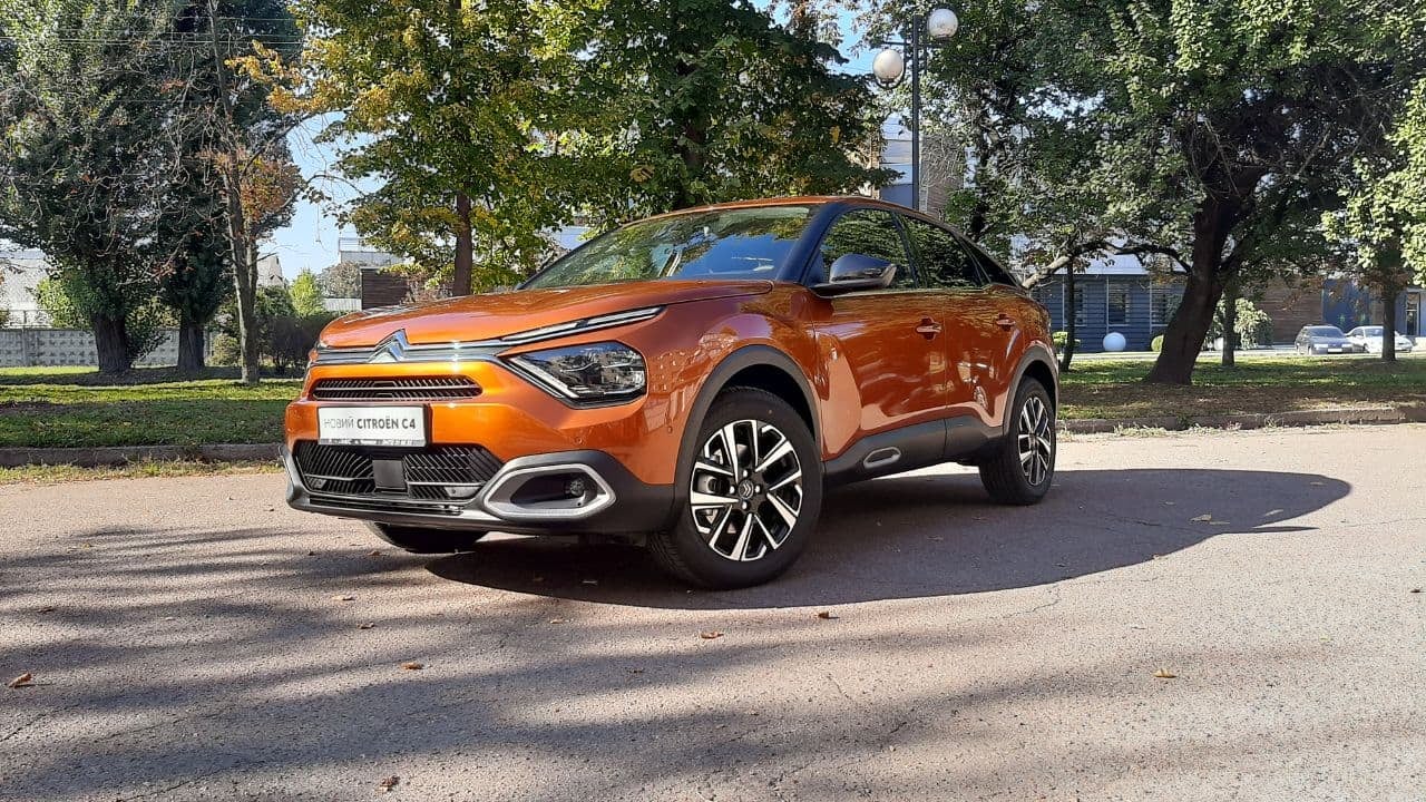 Новий CITROËN C4 вже в салонах офіційних дилерів Бренда