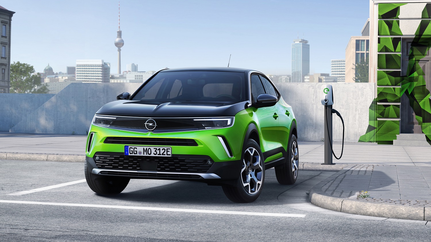 Заряджена OPEL Mokka стає фіналістом AUTOBEST 2022!