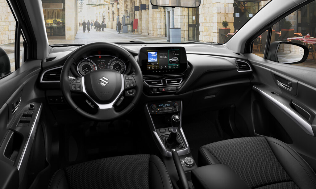 Новий кросовер від Suzuki буде гібридним