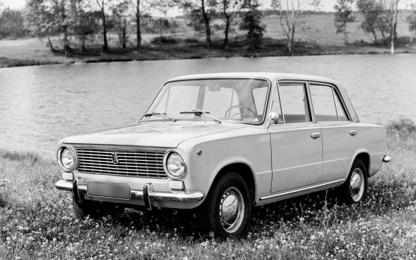 Від "Волги" до купе "Мерседес" - улюблені автомобілі Володимира Висоцького