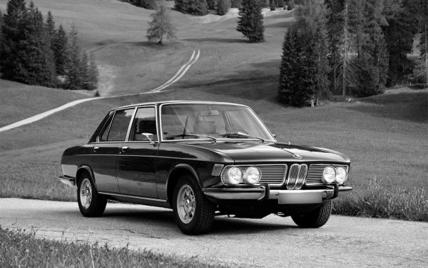 Від "Волги" до купе "Мерседес" - улюблені автомобілі Володимира Висоцького