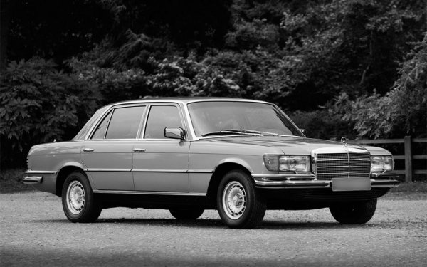 Від "Волги" до купе "Мерседес" - улюблені автомобілі Володимира Висоцького