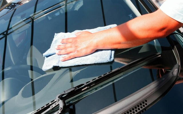 Експерти розповіли як полагодити не робочі автомобільні двірники