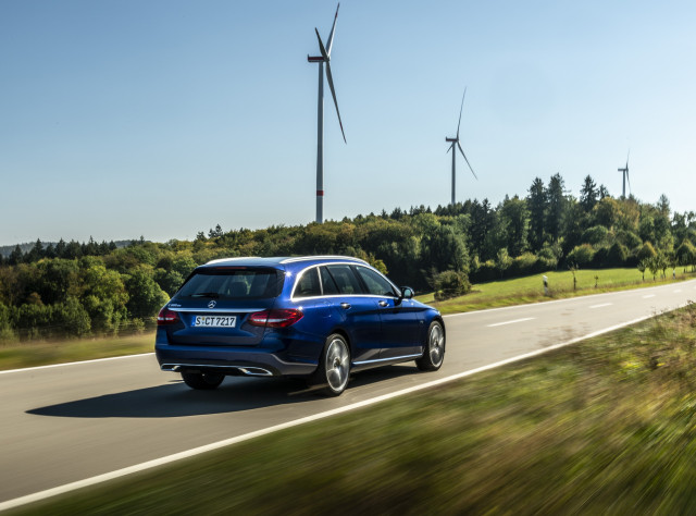 Mercedes-Benz - перший виробник, який відмовився від універсалу