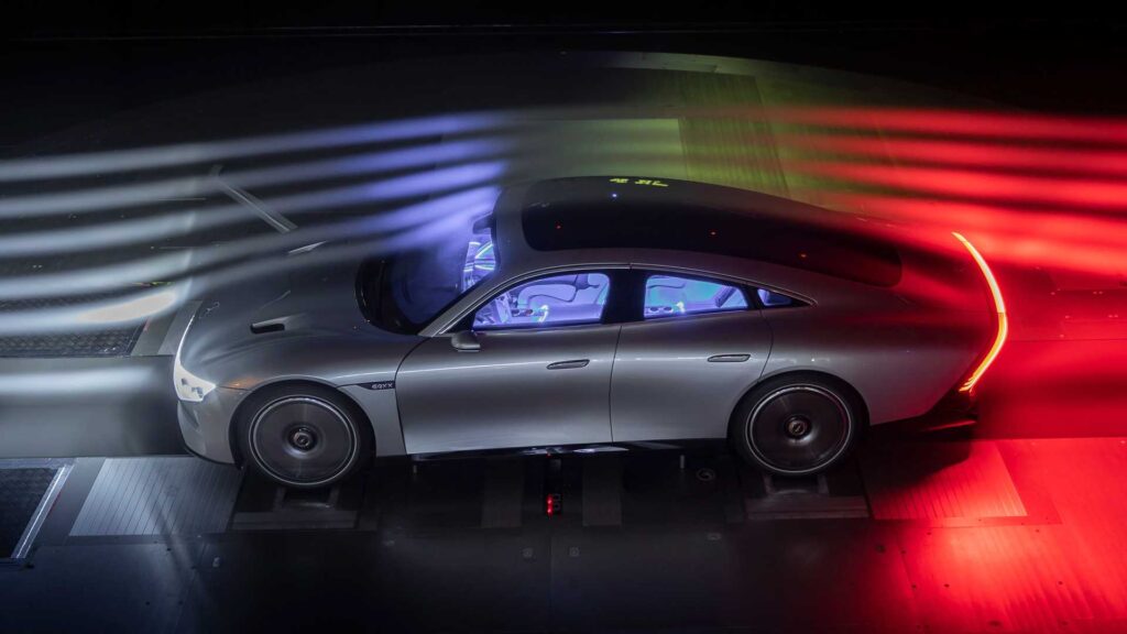 Mercedes представив свій найефективніший електромобіль: запас ходу - до 1 тис. км.