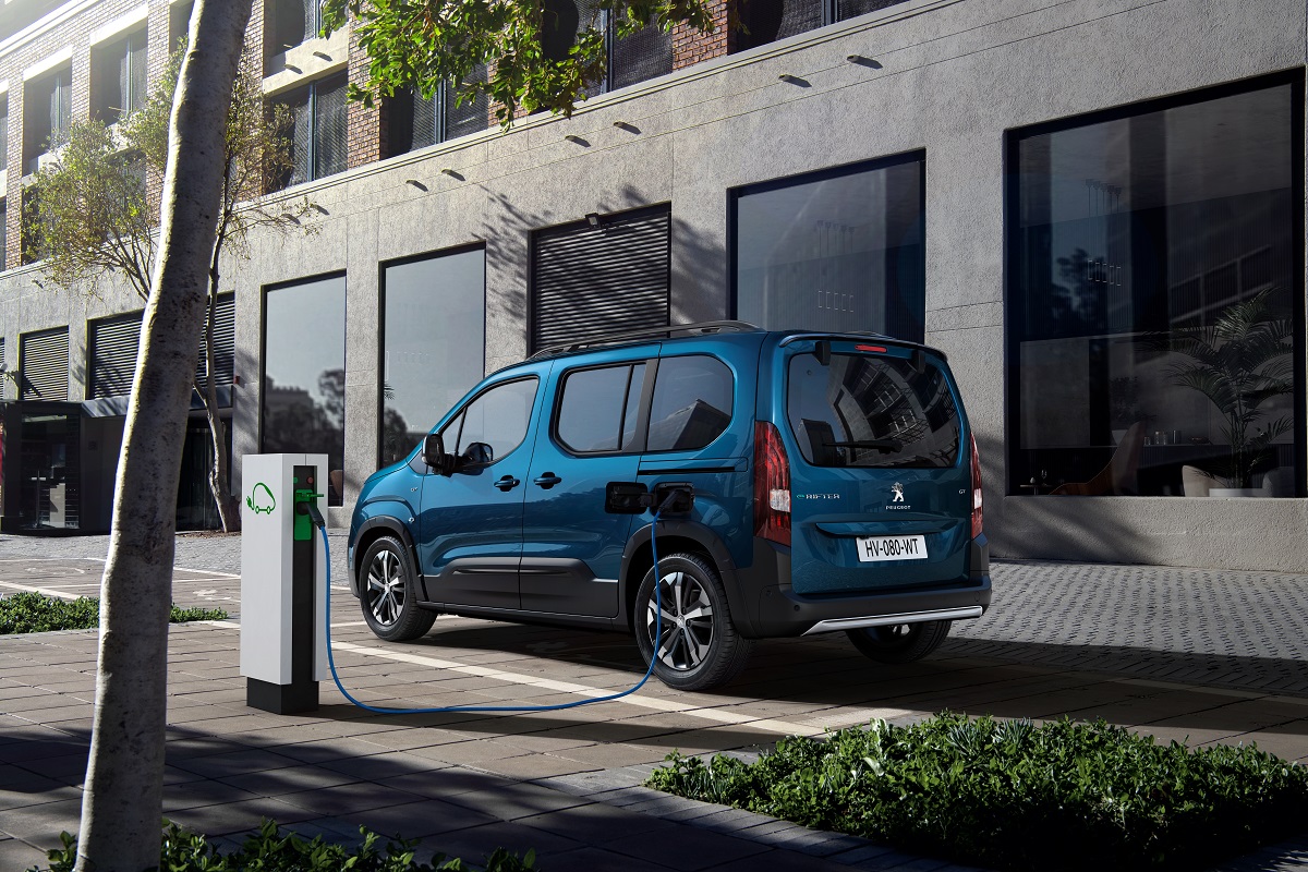 Електричний мінівен PEUGEOT e-RIFTER в Україні – вже скоро!