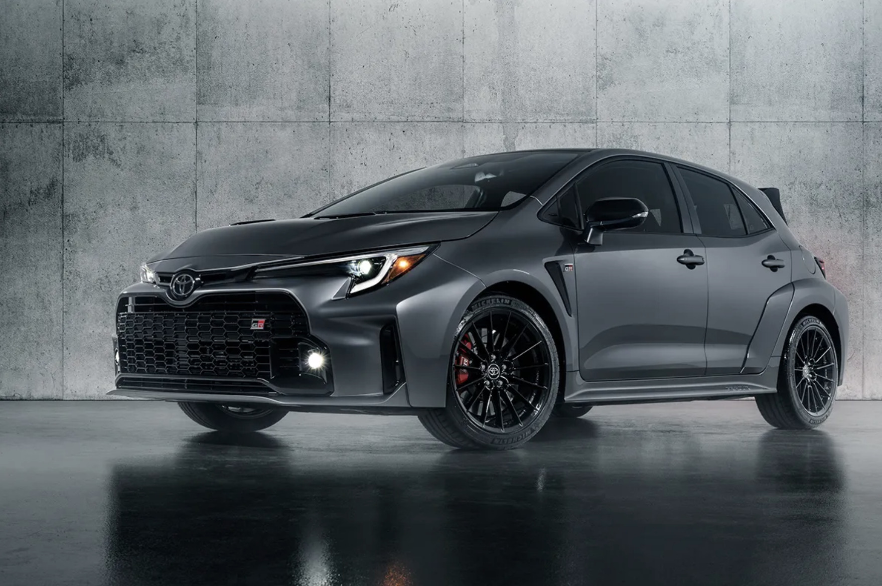 «Заряджена» GR Corolla та чергова невдача SsangYong